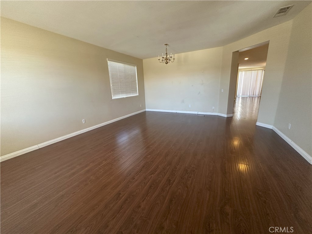 13352 Pleasant View Avenue Property Photo 2