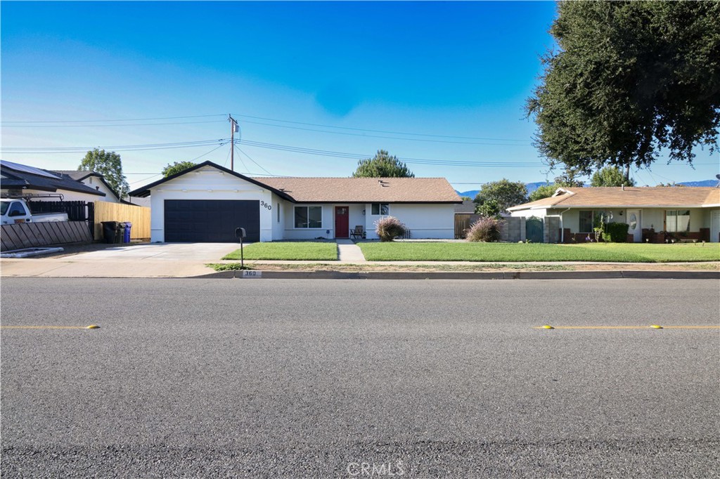 360 W Easton Street Property Photo 4