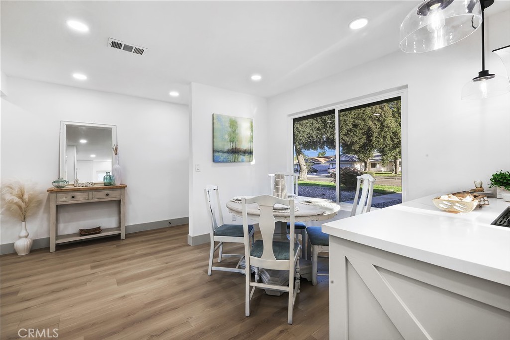 360 W Easton Street Property Photo 15