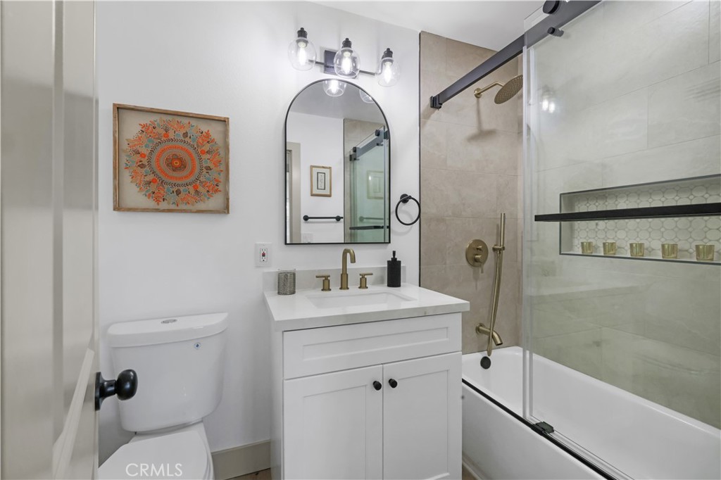 360 W Easton Street Property Photo 36