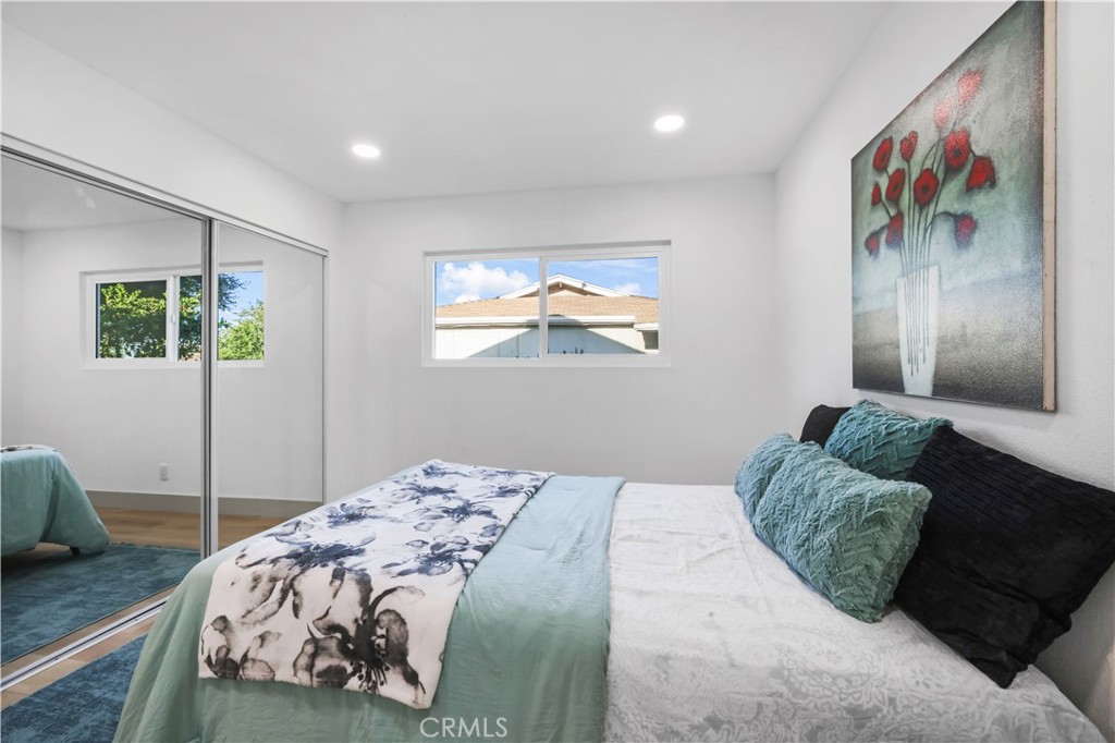 360 W Easton Street Property Photo 42