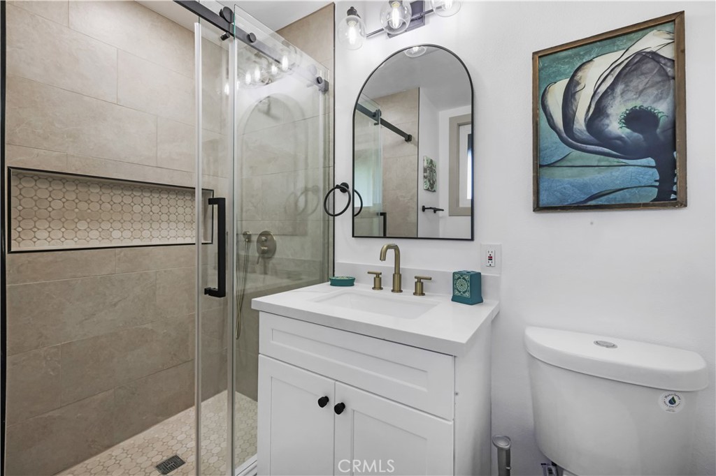 360 W Easton Street Property Photo 48
