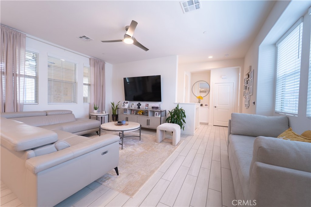 16040 Parkhouse Drive 1 Property Photo 2