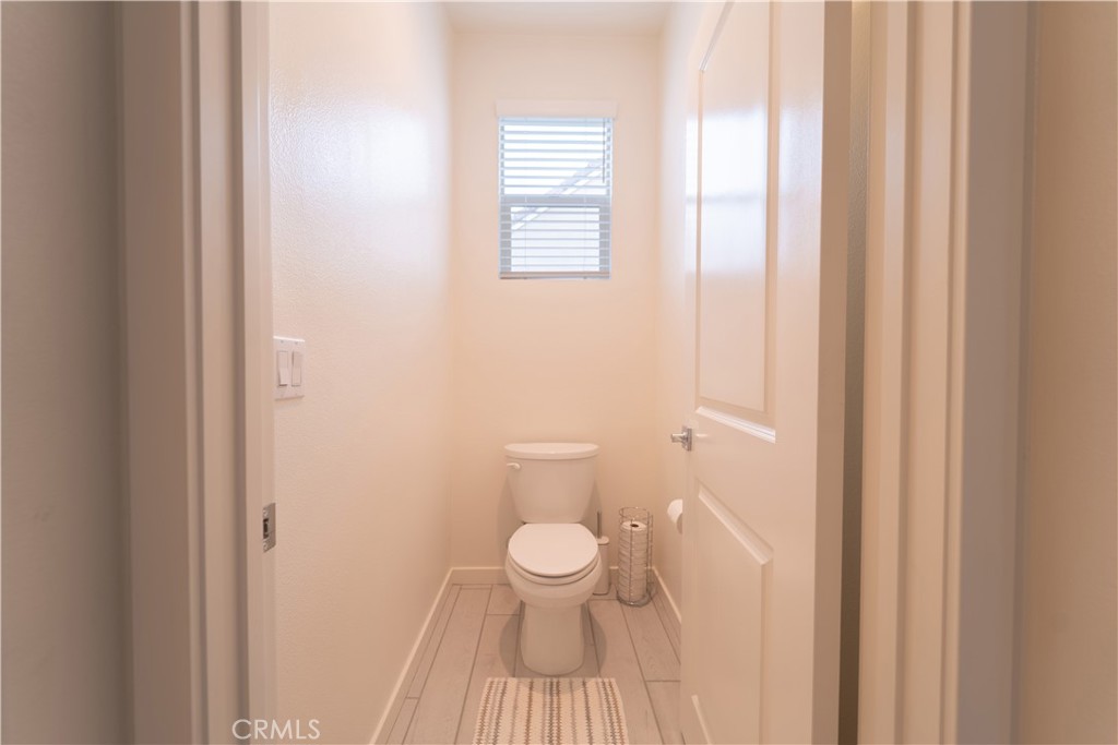 16040 Parkhouse Drive 1 Property Photo 13