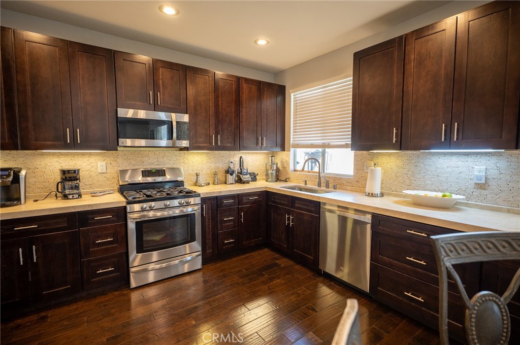 6071 Hilton Head Lane Property Photo 6