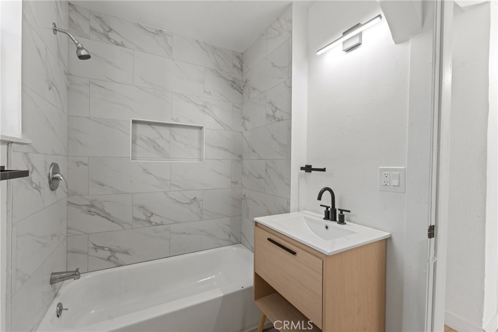 532 N Gardena Street N Property Photo 18