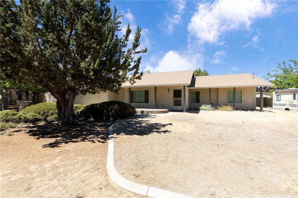 14734 Melbourne Avenue Property Photo 2