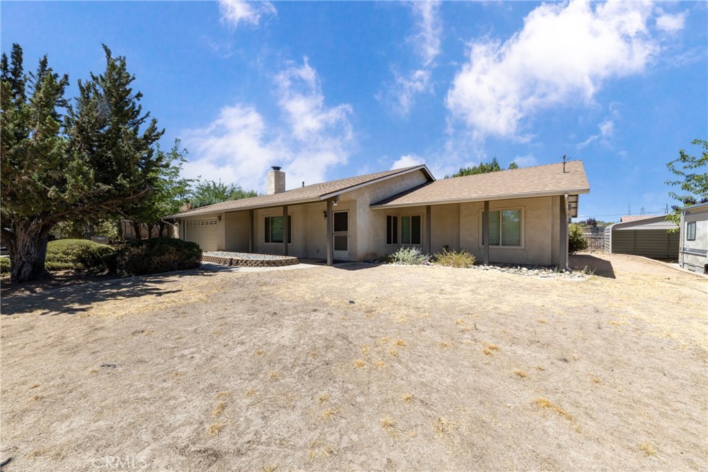 14734 Melbourne Avenue Property Photo 3
