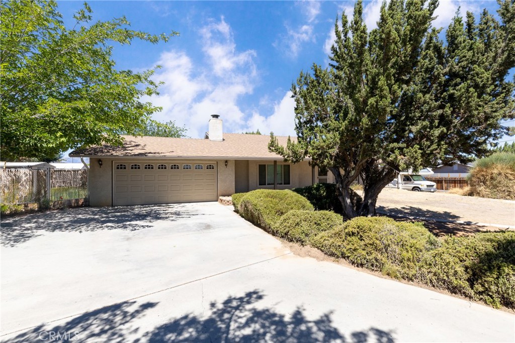 14734 Melbourne Avenue Property Photo 4