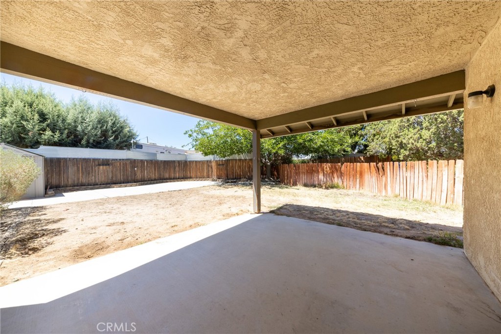 14734 Melbourne Avenue Property Photo 28