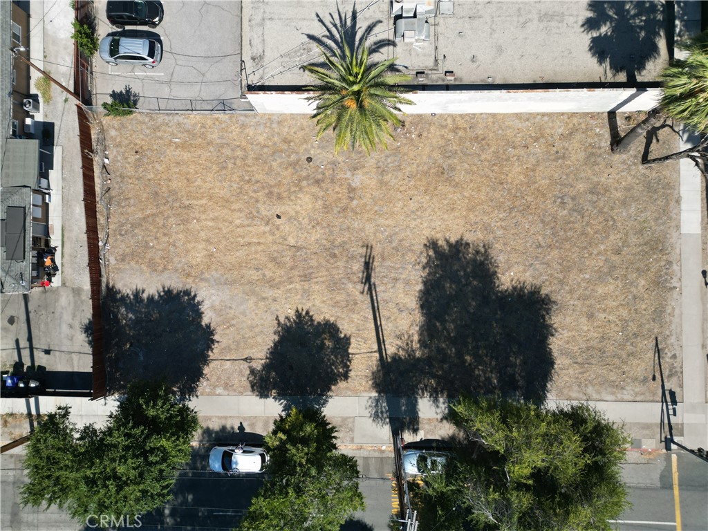 596 W 6th Street Property Photo