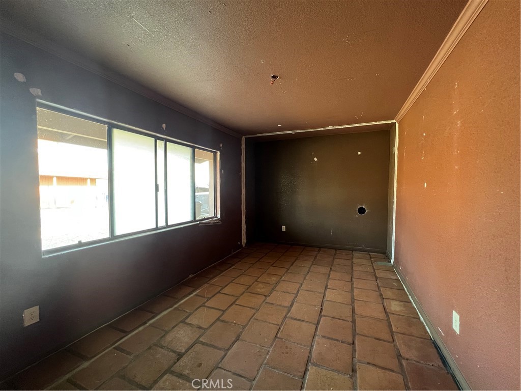 30643 Scott Road Property Photo 5