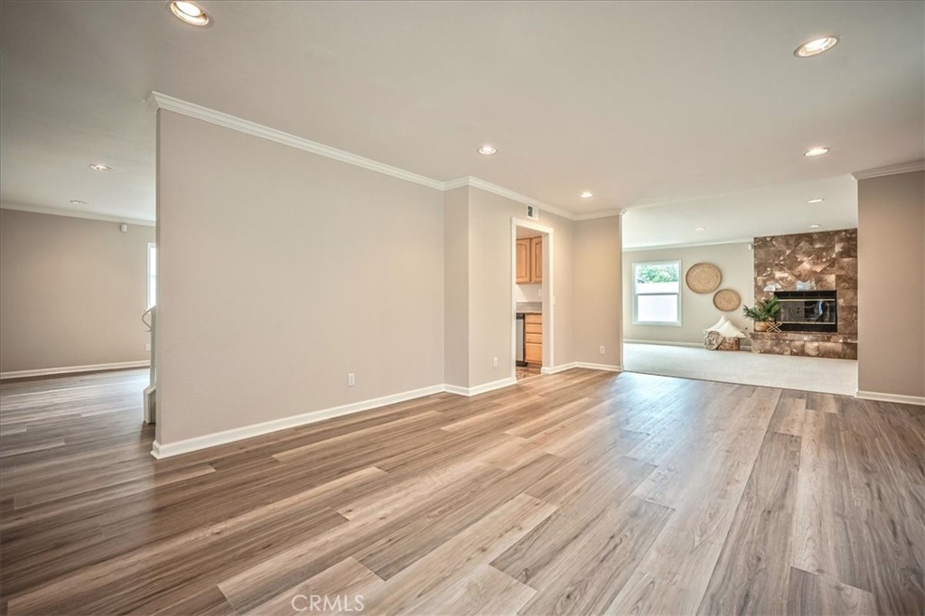 10627 Wildrose Drive Property Photo 4