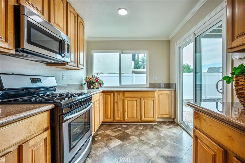 10627 Wildrose Drive Property Photo 12