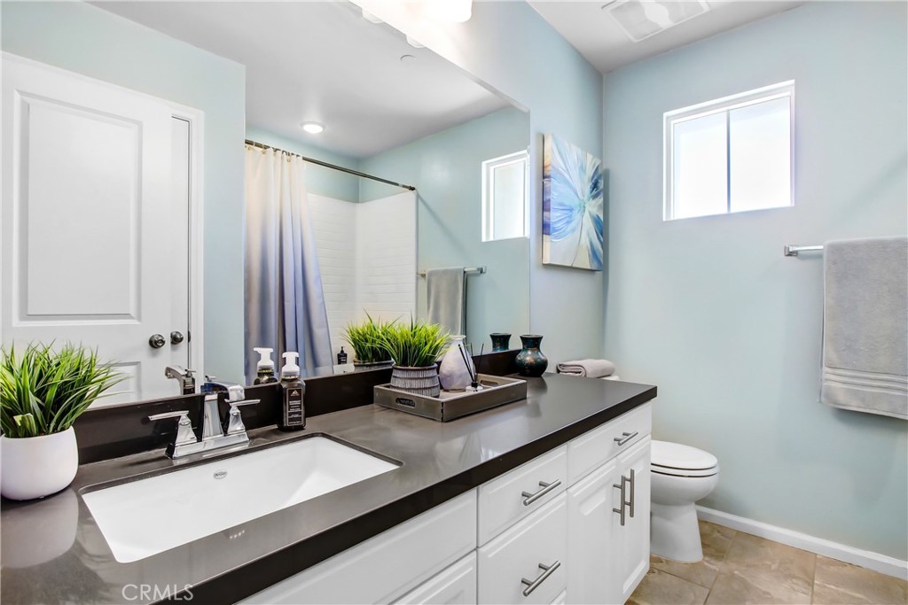 1376 Galaxy Drive Property Photo 17