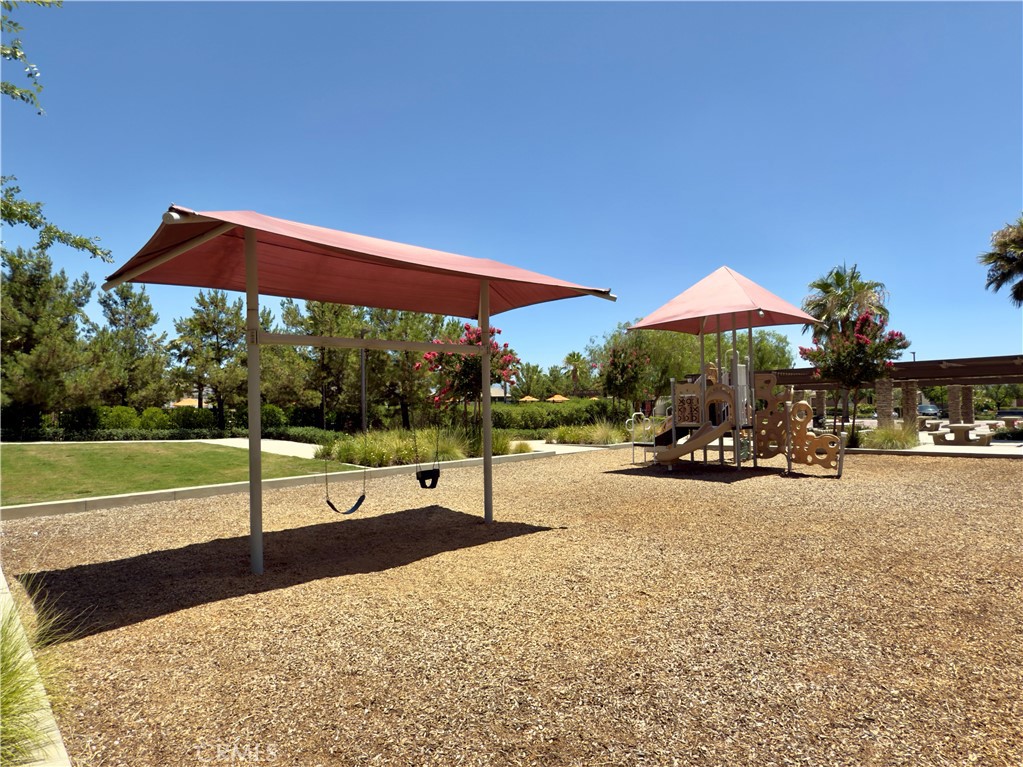 1376 Galaxy Drive Property Photo 40