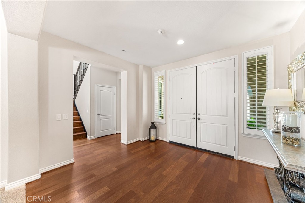 4563 Foxborough Drive Property Photo 4