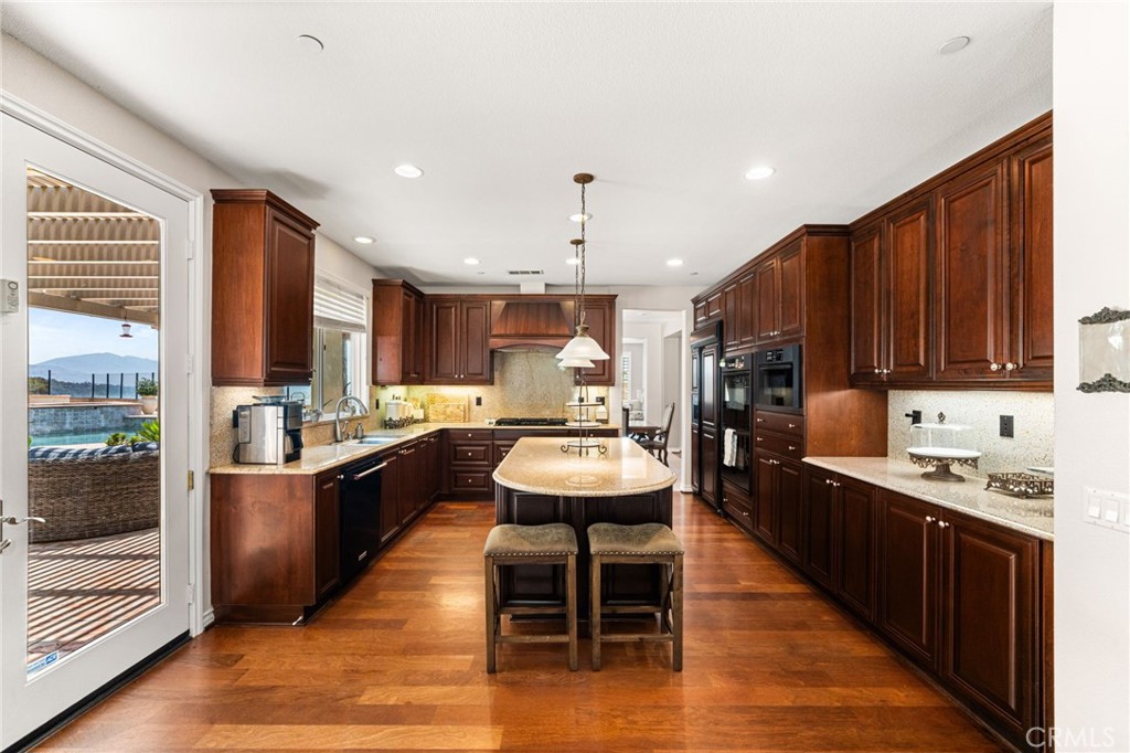 4563 Foxborough Drive Property Photo 10