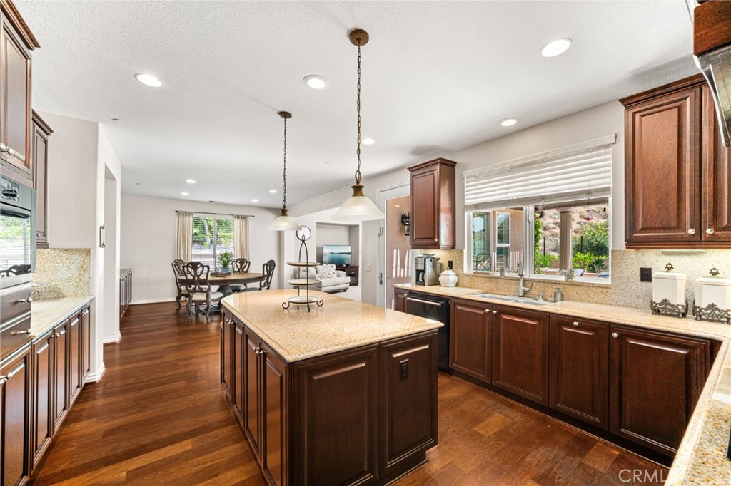 4563 Foxborough Drive Property Photo 13