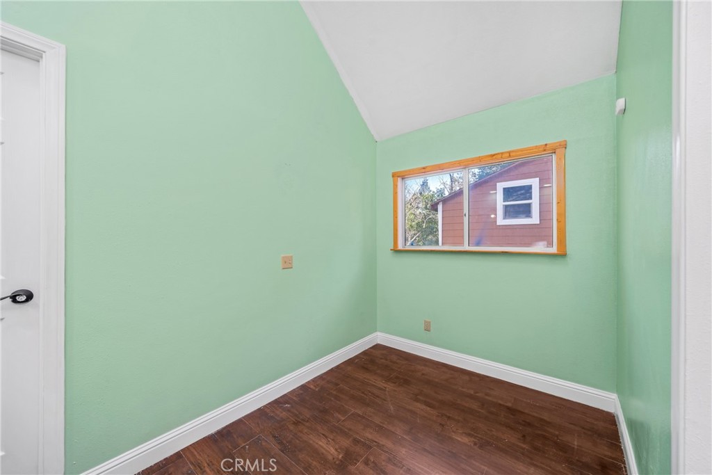 23884 Bowl Road Property Photo 12