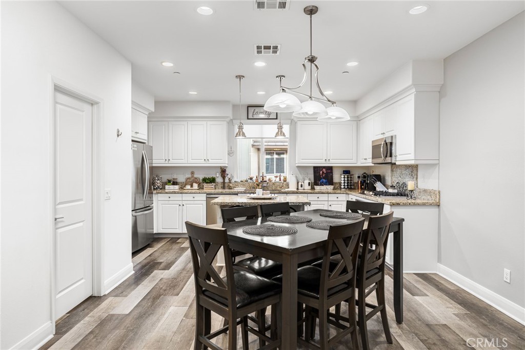 7374 Luminaire Place Property Photo 17