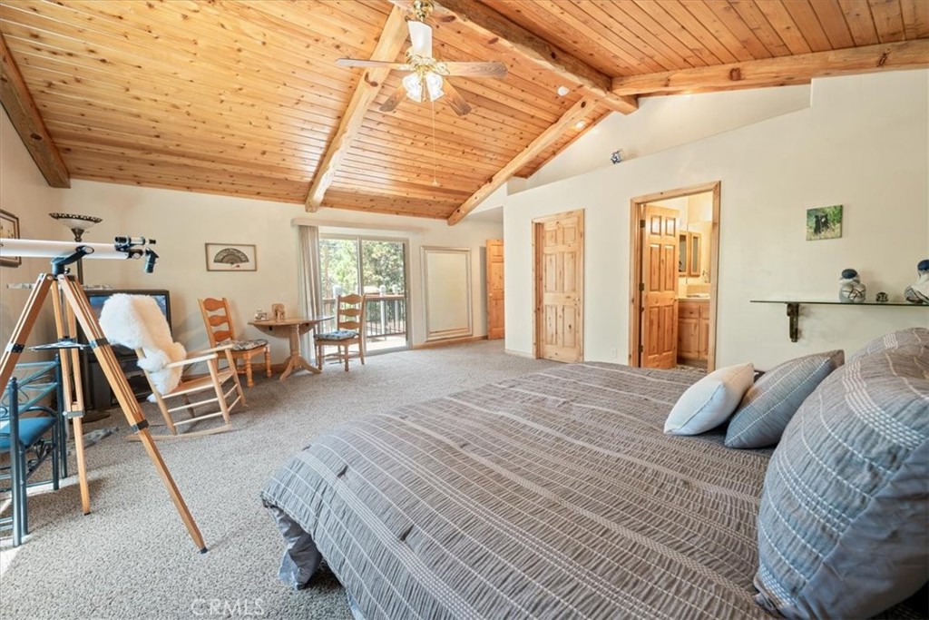 1090 Mount Shasta Road Property Photo 15