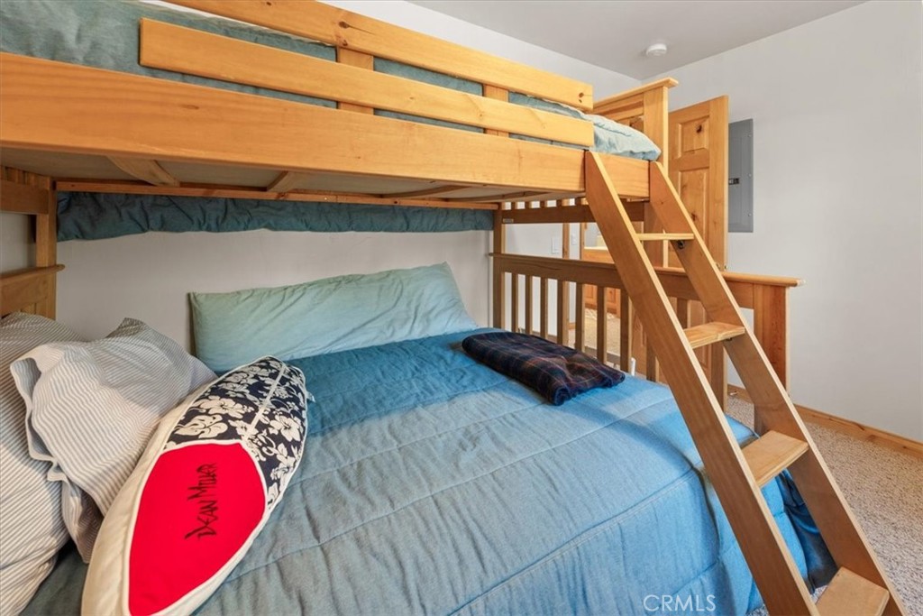 1090 Mount Shasta Road Property Photo 24