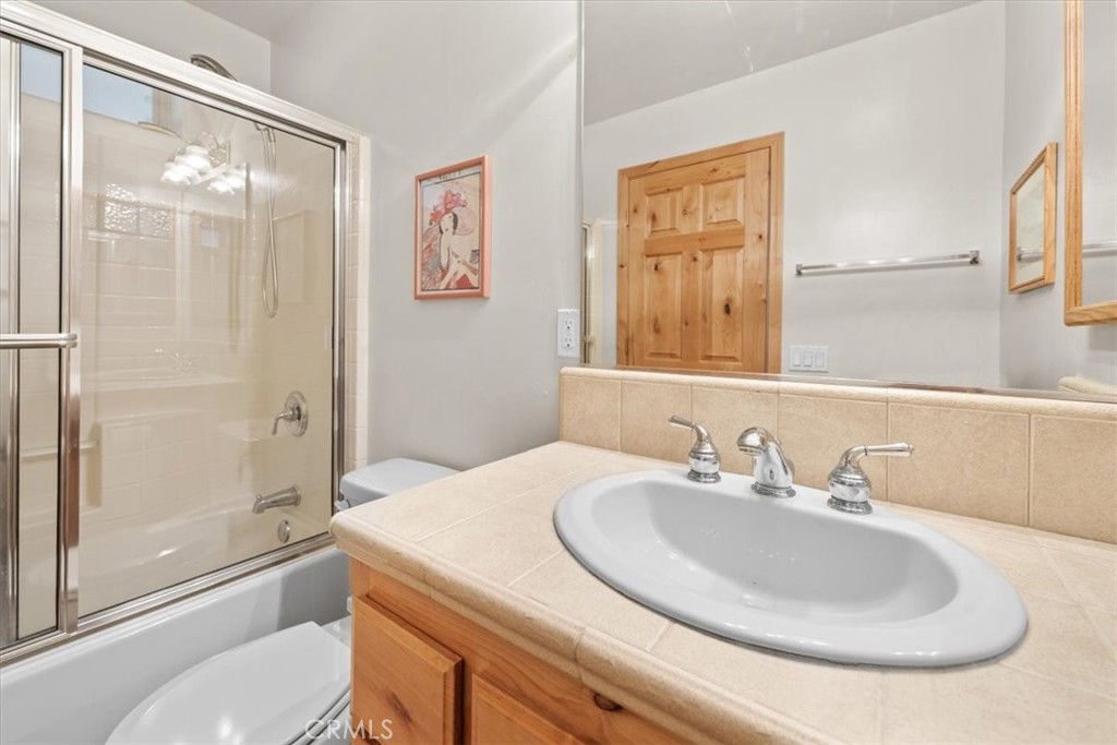 1090 Mount Shasta Road Property Photo 29
