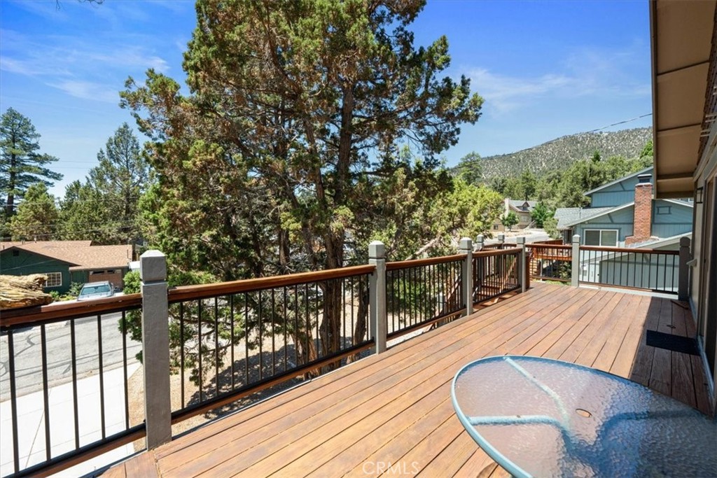1090 Mount Shasta Road Property Photo 33
