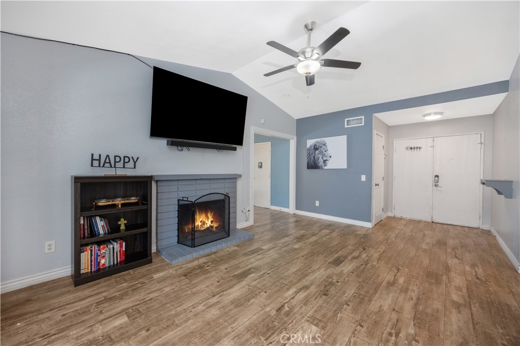 731 S Beechwood Avenue Property Photo 8