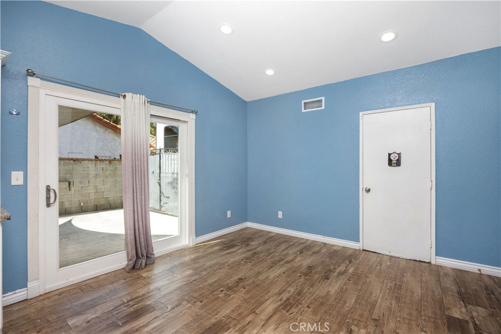 731 S Beechwood Avenue Property Photo 12