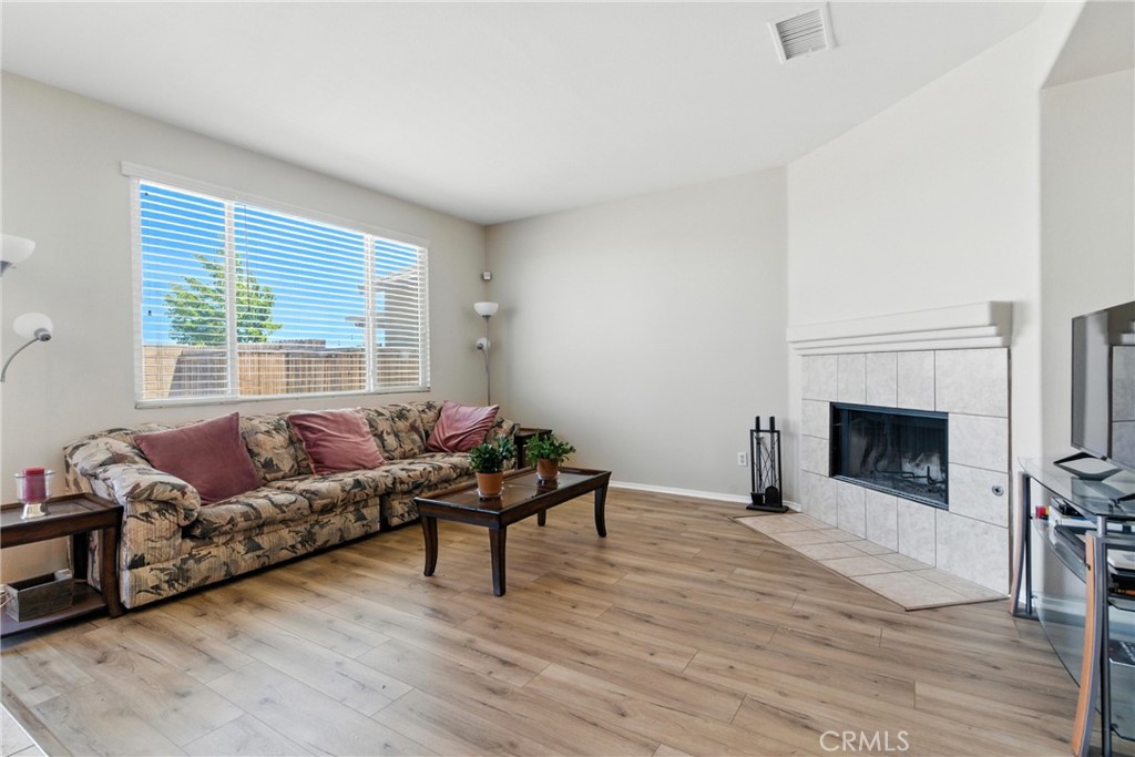 9179 Ravenswood Avenue Property Photo 8