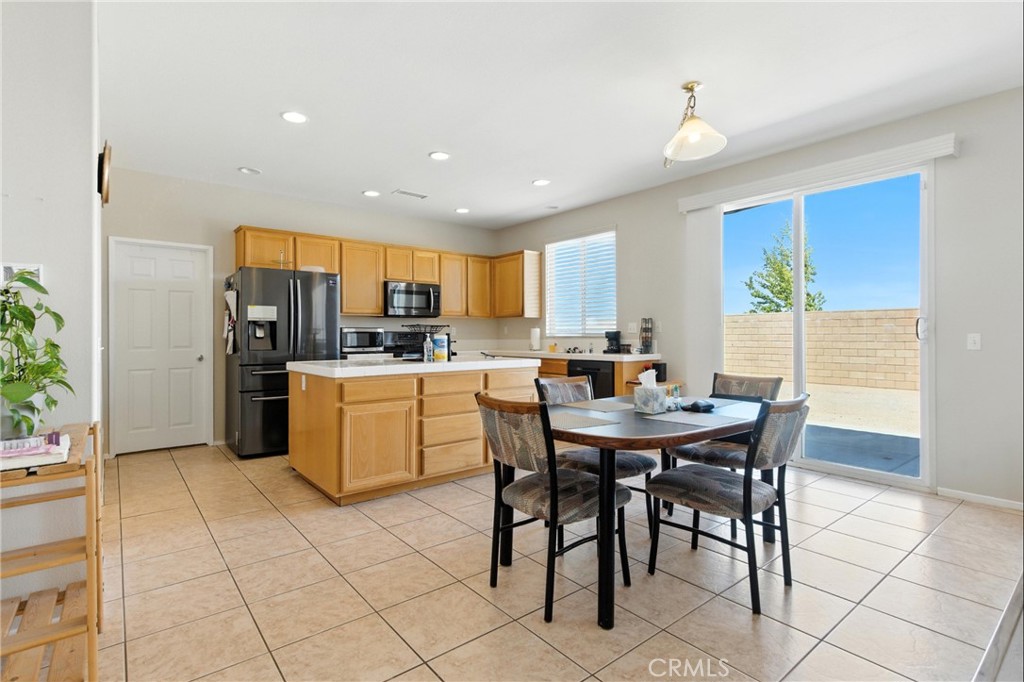 9179 Ravenswood Avenue Property Photo 12