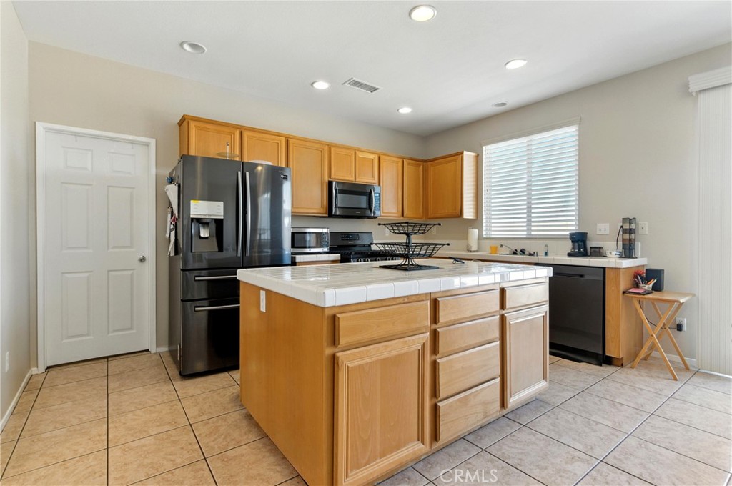 9179 Ravenswood Avenue Property Photo 14