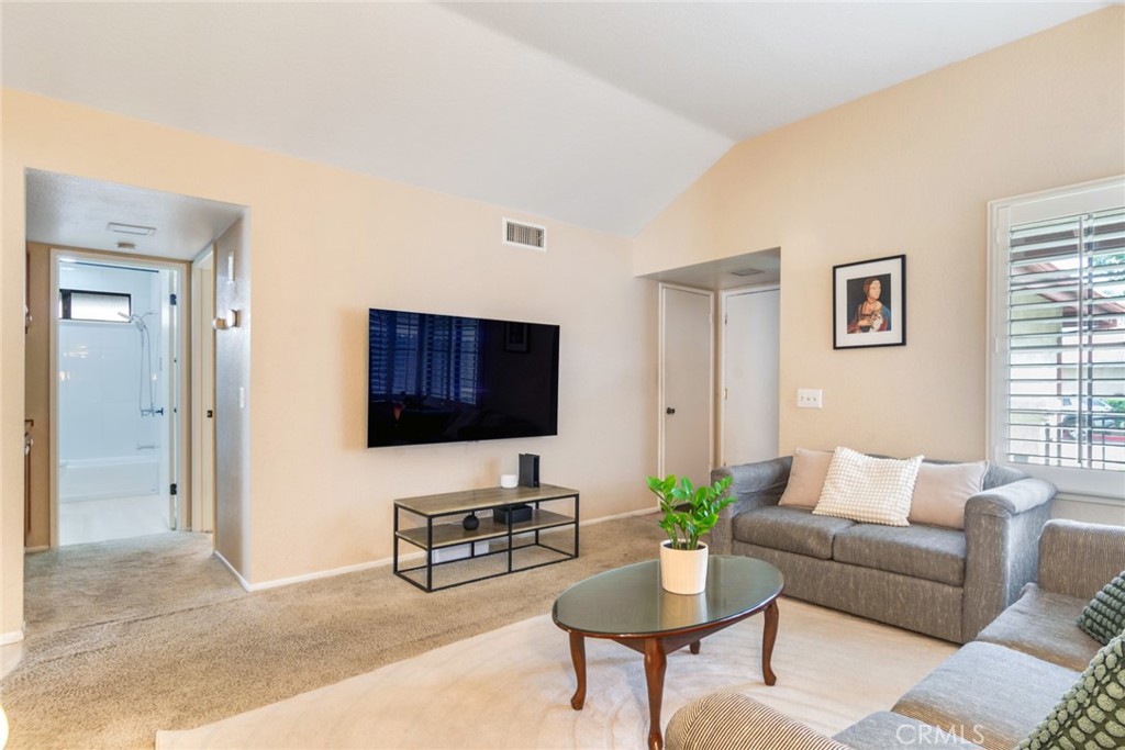 10557 Creekbridge Street Property Photo 5