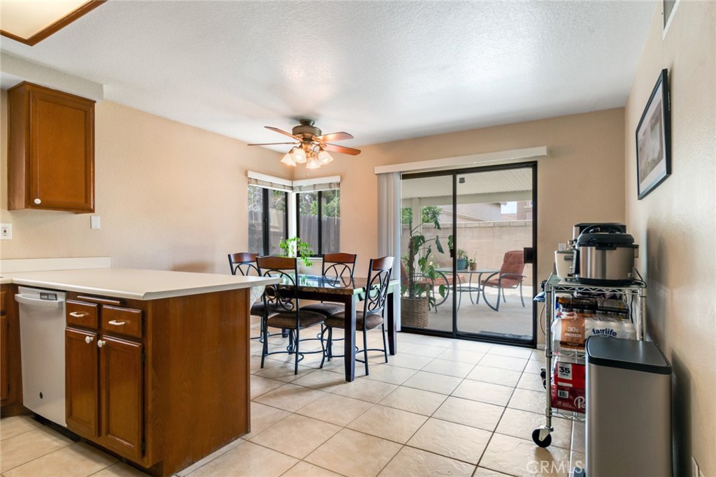 10557 Creekbridge Street Property Photo 6