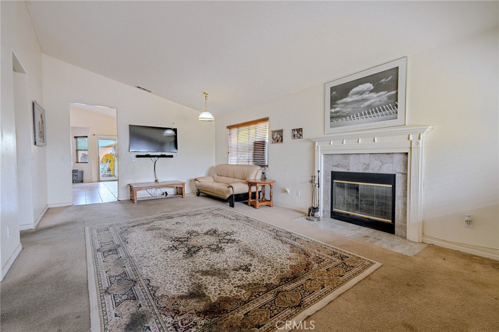 14403 Caroline Street Property Photo 11