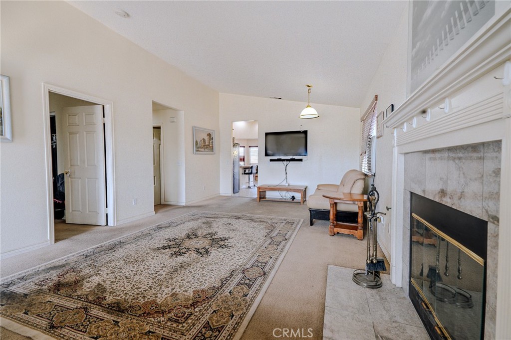14403 Caroline Street Property Photo 12