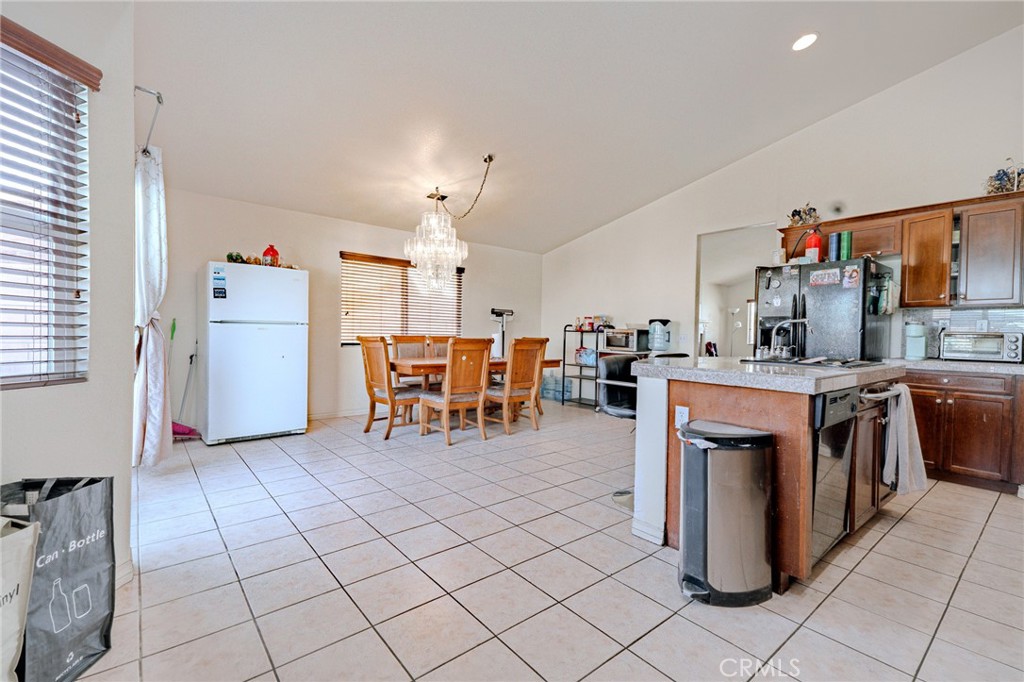 14403 Caroline Street Property Photo 15