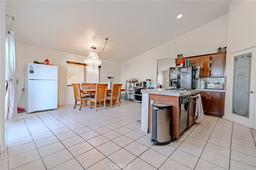 14403 Caroline Street Property Photo 16