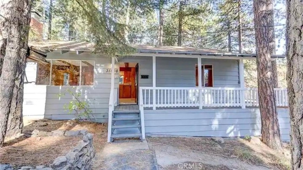 31808 Luring Pines Drive Property Photo 1