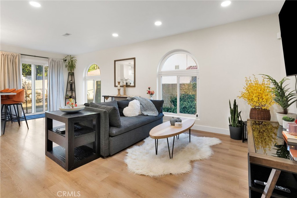 18526 Santa Fe Avenue Property Photo 11
