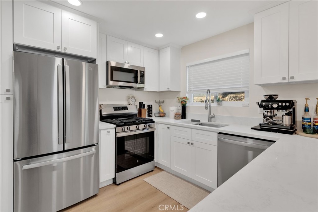 18526 Santa Fe Avenue Property Photo 16