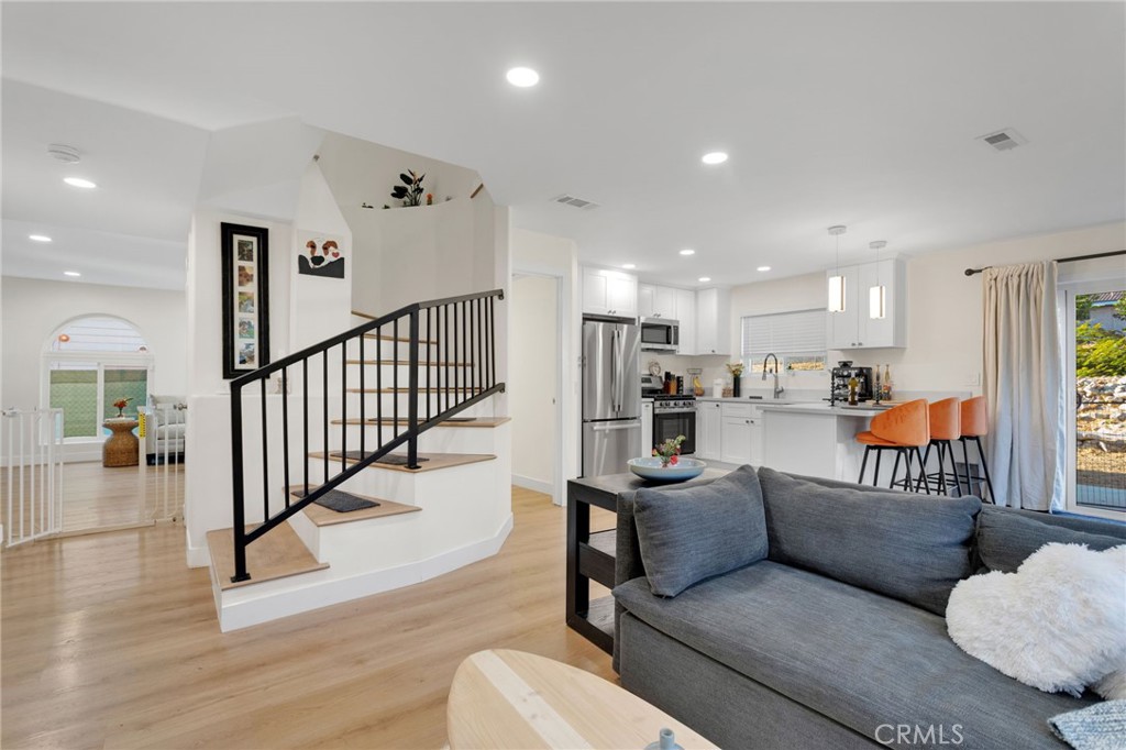 18526 Santa Fe Avenue Property Photo 25