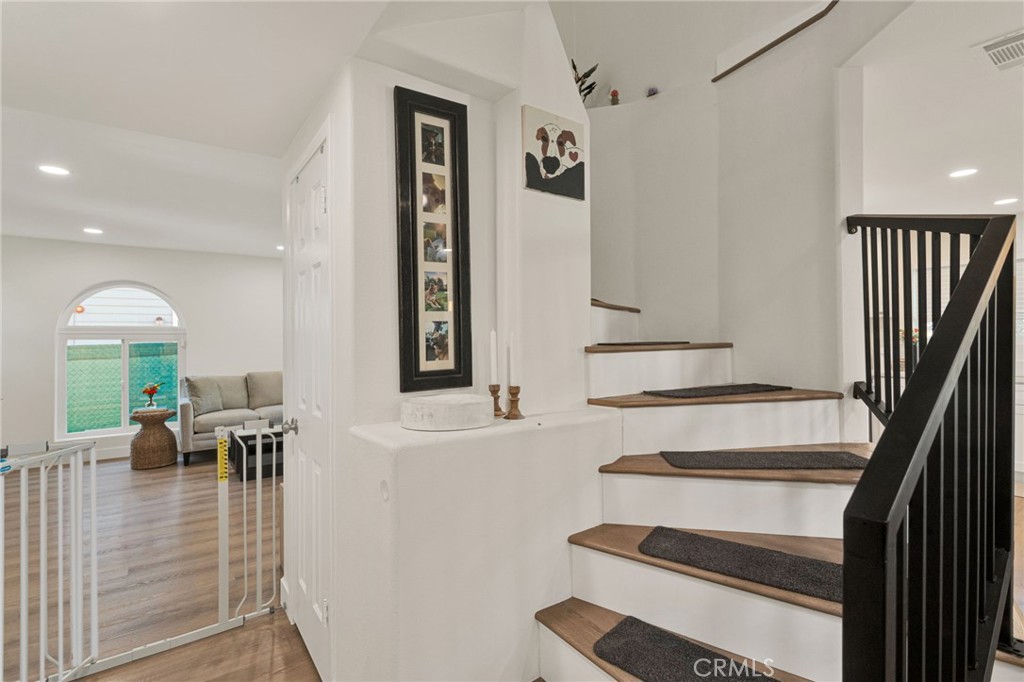 18526 Santa Fe Avenue Property Photo 27