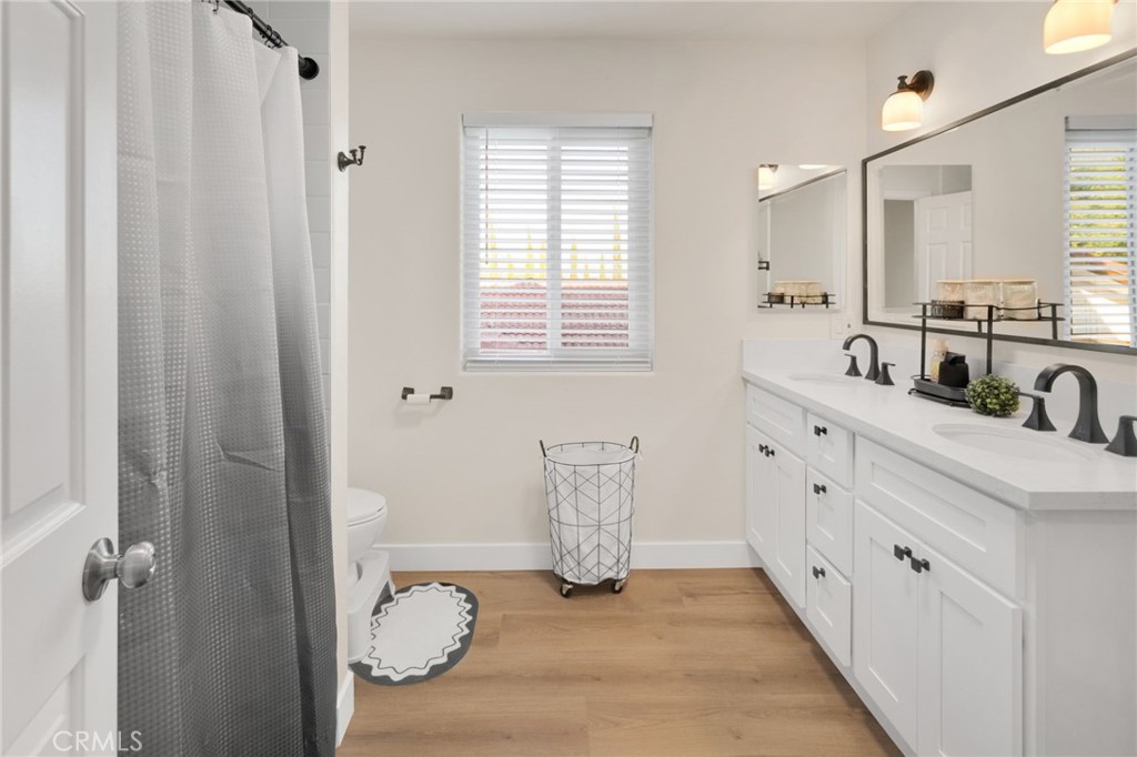 18526 Santa Fe Avenue Property Photo 36