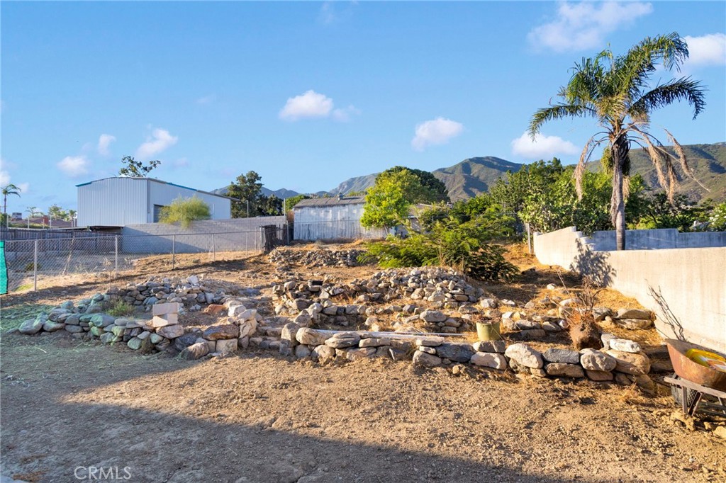 18526 Santa Fe Avenue Property Photo 47