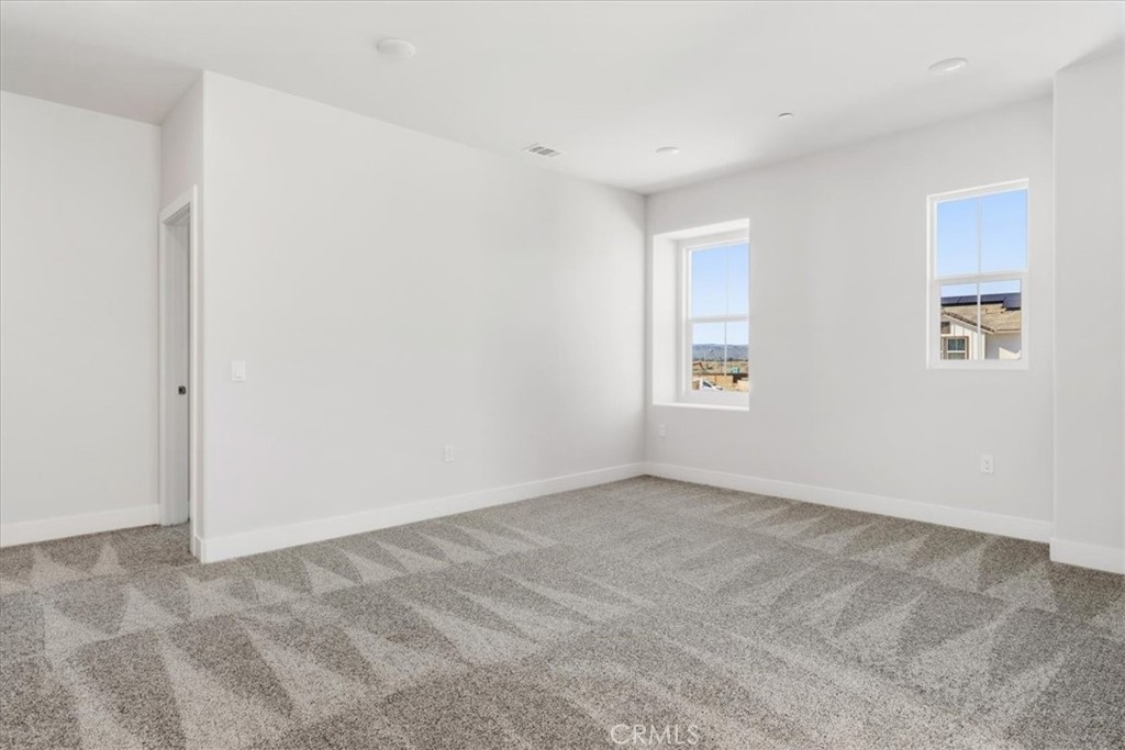 16709 Dara Avenue Property Photo 10