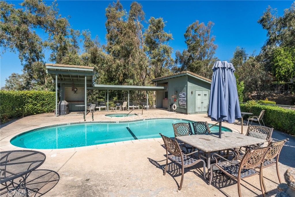 1740 Lomas Privadas Drive Property Photo 40
