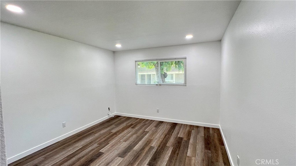 2061 W Redlands Boulevard 20d Property Photo 8